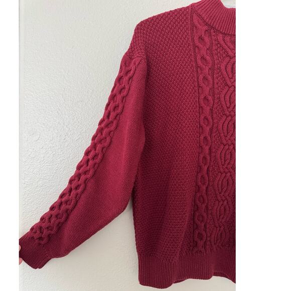 Urban Outfitters Burgundy Maroon Cable Knit‎ Mock Turtleneck Sweater Size Small - Picture 2 of 5
